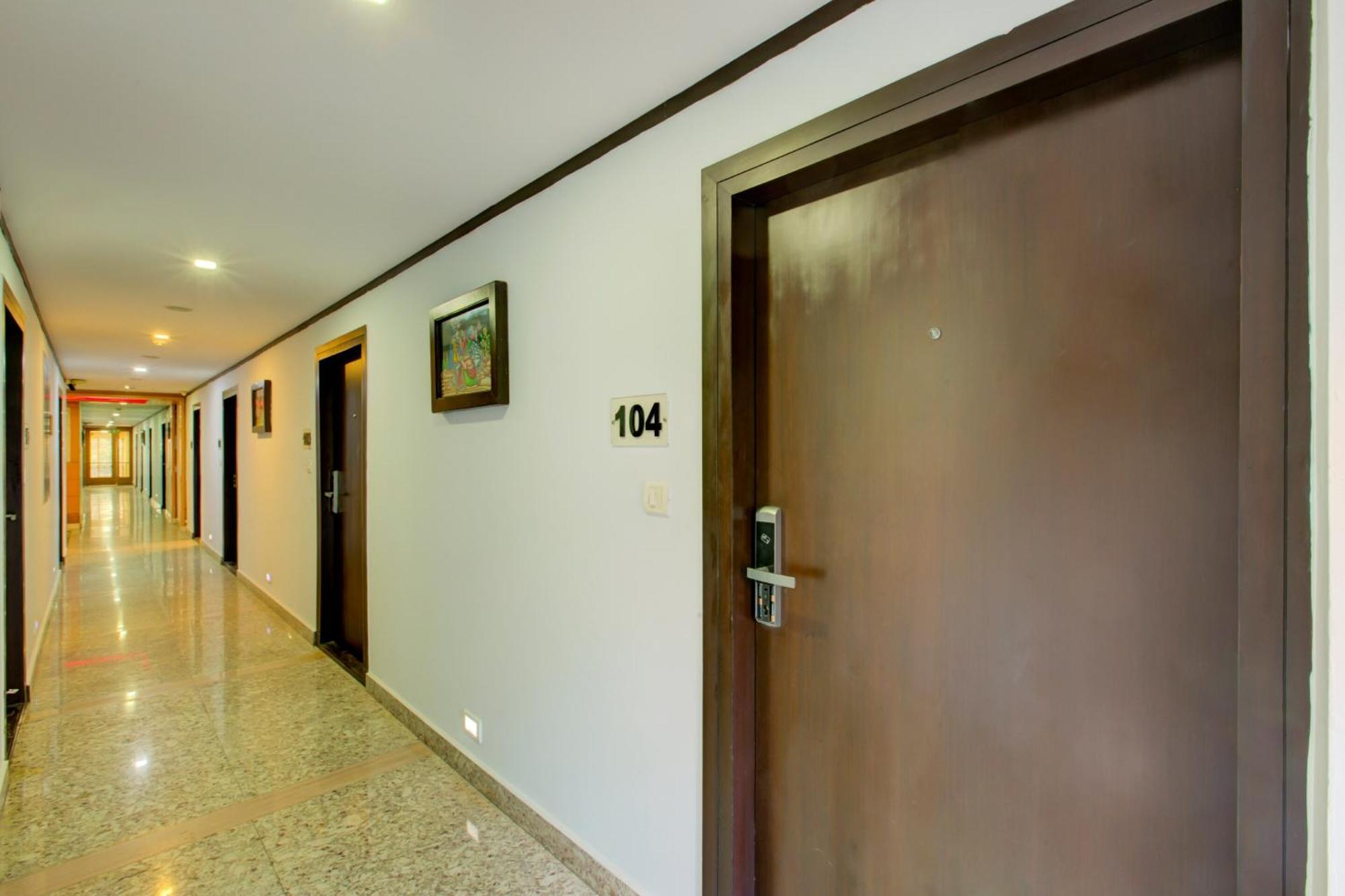 Super Townhouse Oak Jvh Hotel Μπανγκαλόρ Εξωτερικό φωτογραφία