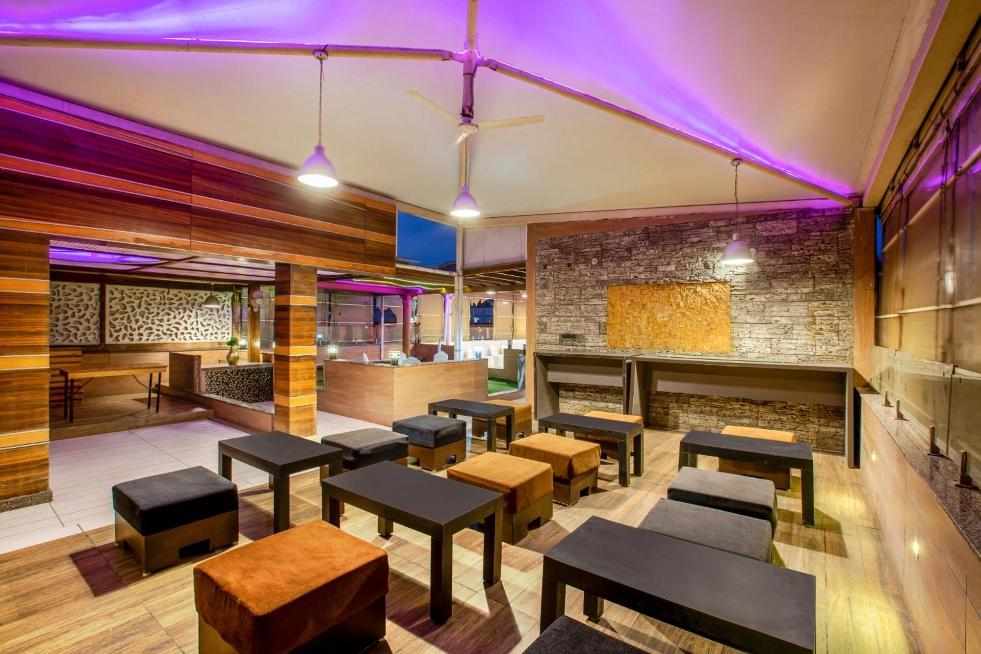 Super Townhouse Oak Jvh Hotel Μπανγκαλόρ Εξωτερικό φωτογραφία